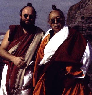 With Kyabjé Chhi’mèd Rig’dzin Rinpoche