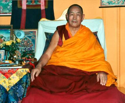 Pema Gyaltsen Rinpoche at Lam Rim Centre