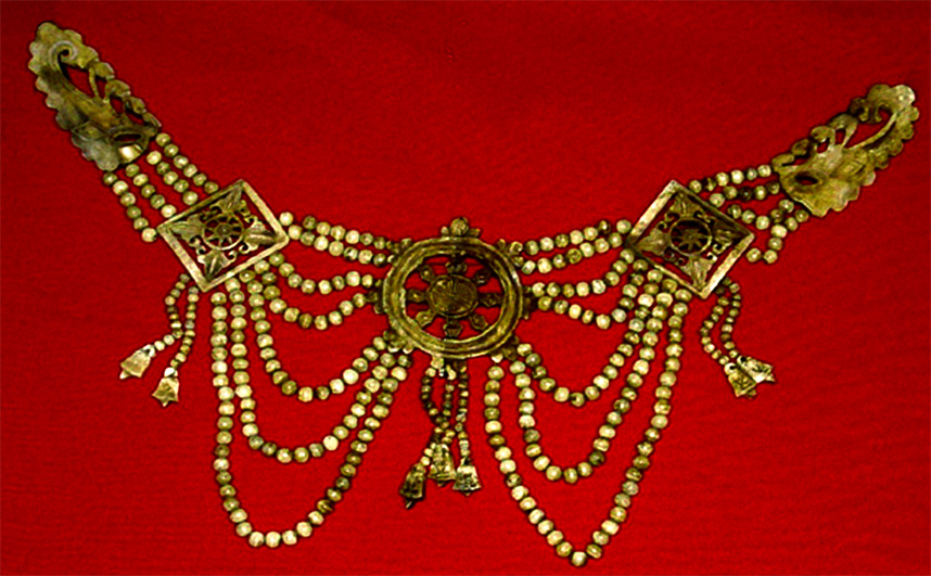 neck piece of Ru rGyan